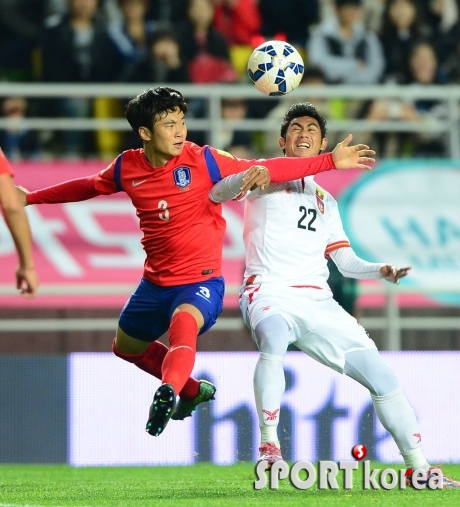 김진수 `돌파는 허용 못해!`