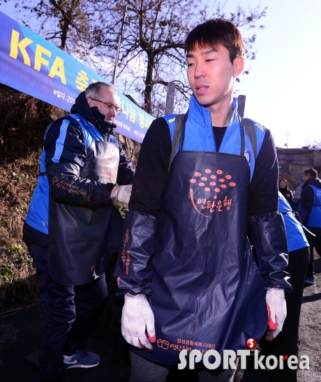 이정협, `감독님 많이 실어주세요`