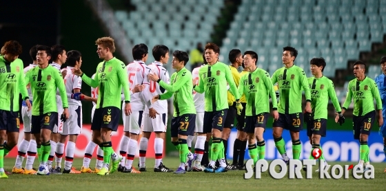 전북 `2-1 승리로 시즌 첫 승`