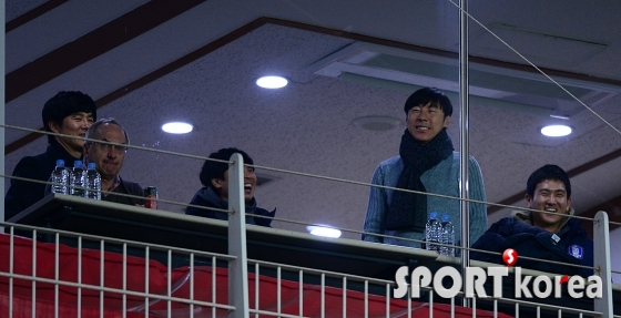 `옥석을 발굴하기 위해 찾은 슈틸리케 감독과 신태용 코치`