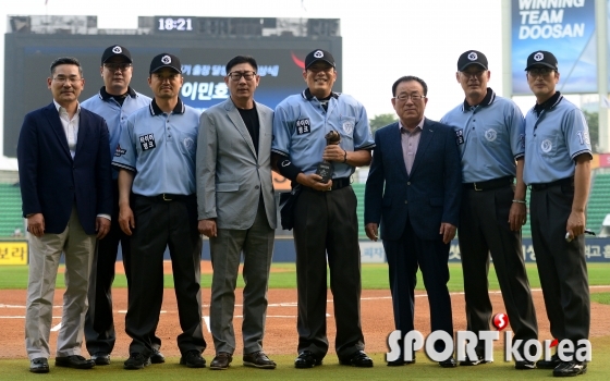 이민호 심판위원 `1500경기 출장 기념 시상식`