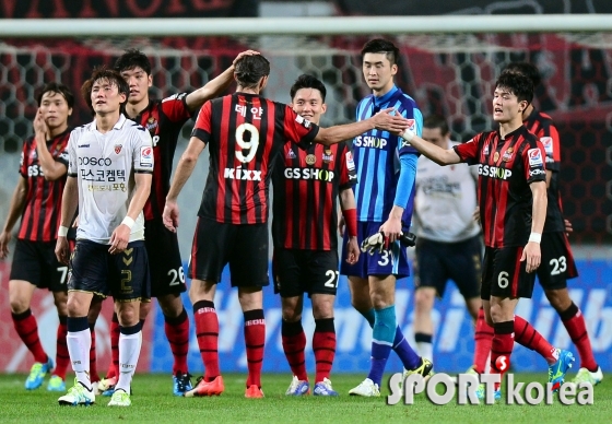 FC서울 `포항에 2-0 짜릿한 승리~`