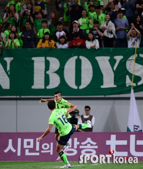레오나르도 `FC 서울을 카운터 어택 시키는 세 번째 골`