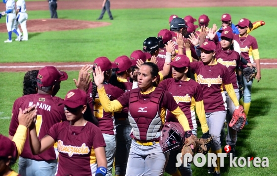 베네주엘라, 12-1 콜드승