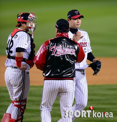 류제국, 5와 2/3이닝 2피안타 1실점