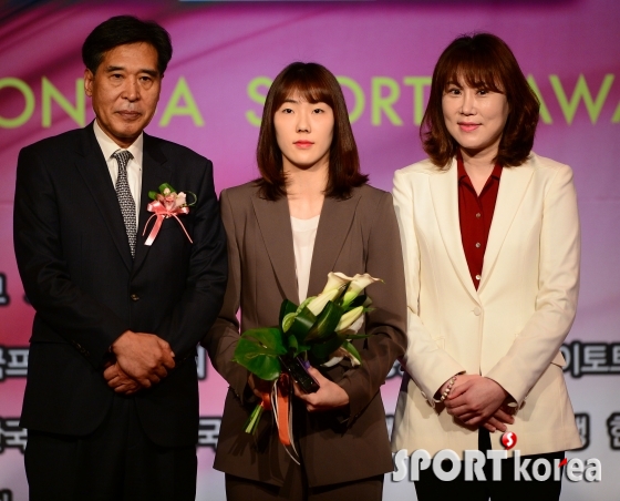 박혜진 `2년 연속 여자농구 수상`