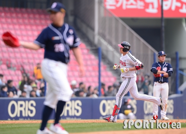 (온)`야잘잘` 이형종 `유희관을 상대로 스리런 홈런!`