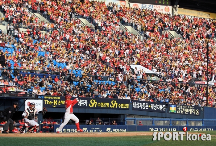 매진사례 잠실, KIA 이범호의 선취타점