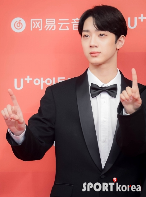 워너원 라이관린 `반짝이는 비주얼`