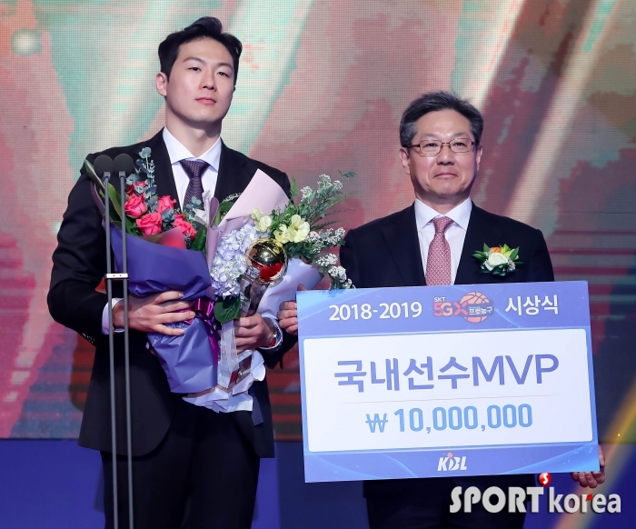 이정현 `국내선수 MVP!`