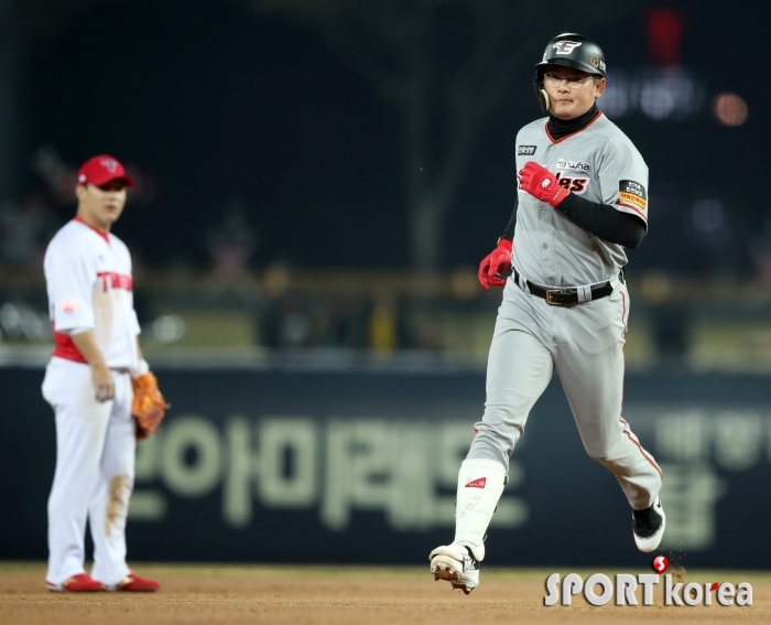 시즌 3호 홈런 이성열, 못 말리는 타격감