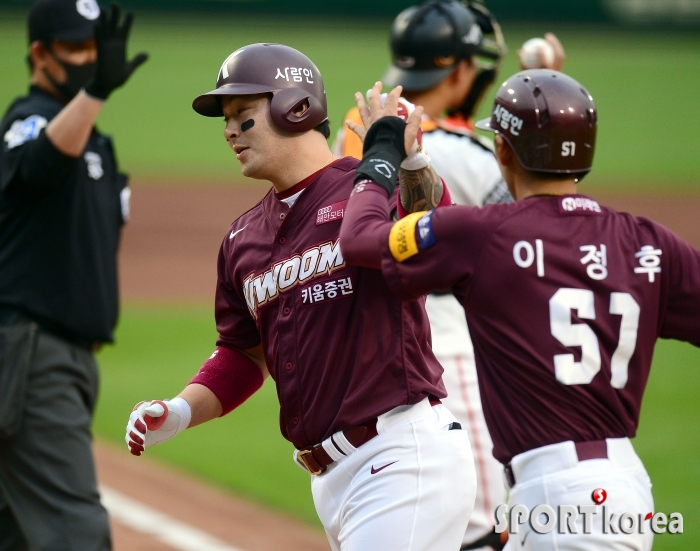 박병호, 시즌 6호 선제 투런 홈런 폭발