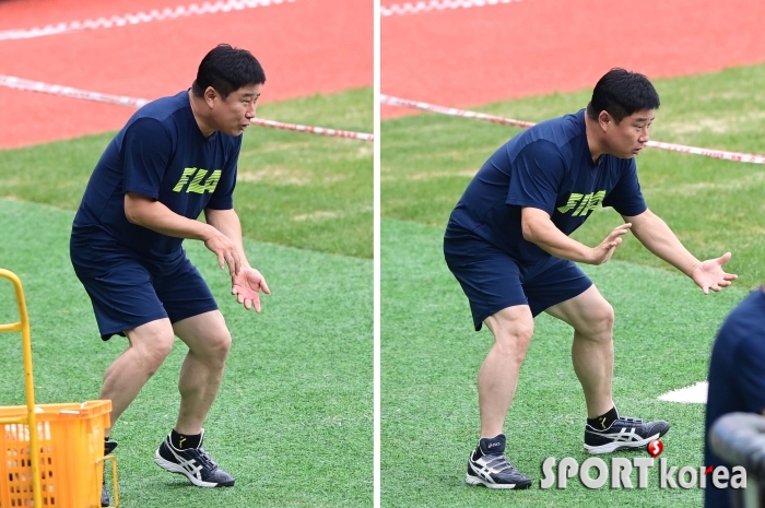 김태형 감독 `발바닥 붙이고 수비해야지`