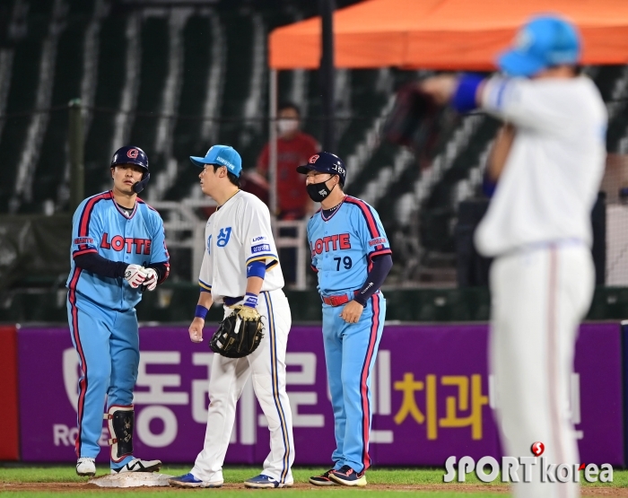 민병헌 `만루 찬스에서 만든 역전`