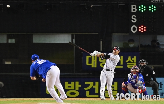 박용택 `쭉쭉 뻗어가라!`