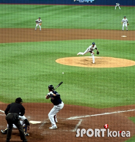 3루수 박석민, 극단적인 수비 시프트