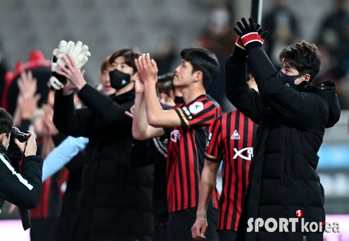 서울, 기성용의 활약으로 광주에 2-1 역전승!