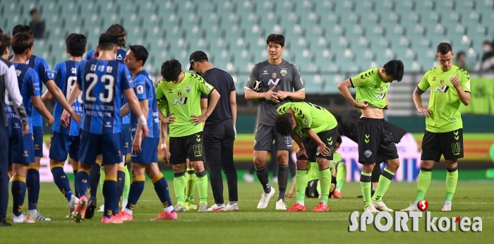 울산에 1위 자리 내준 전북