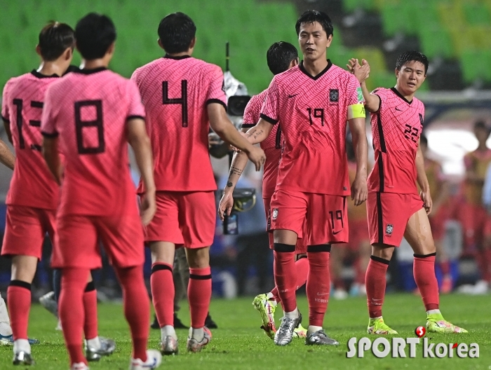 한국, 레바논에 1-0 깔끔한 승리