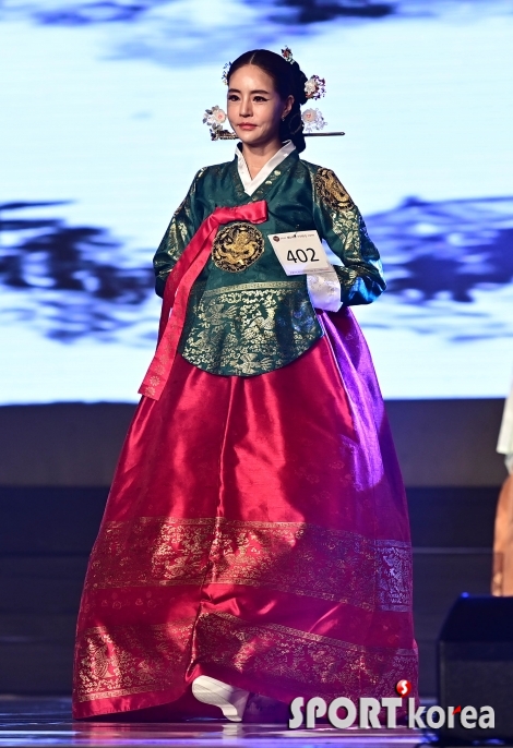 김민서 `한복의 아름다움`
