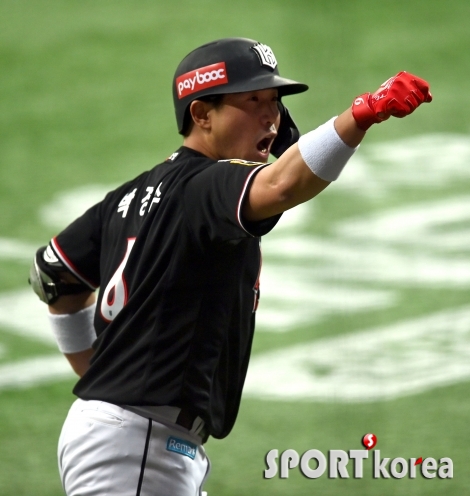 박경수 `홈런이다`