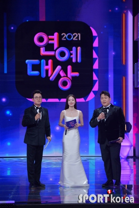 `2021 KBS 연예대상` 3MC 김성주-한선화-문세윤