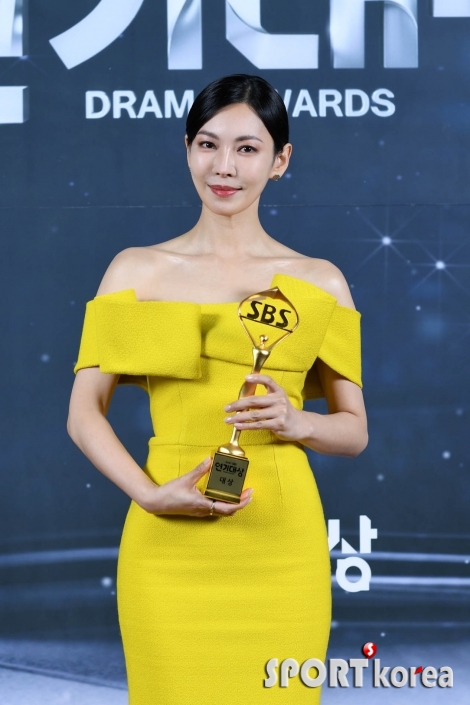 김소연 `SBS 연기대상 수상`