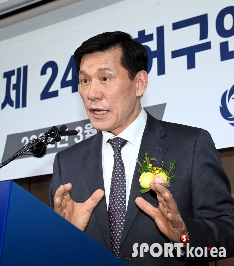 위기 상황에서 구원 등판한 허구연 신임 총재!