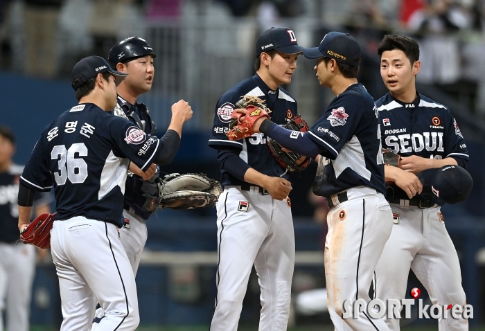 두산, 키움에 9-0 완승