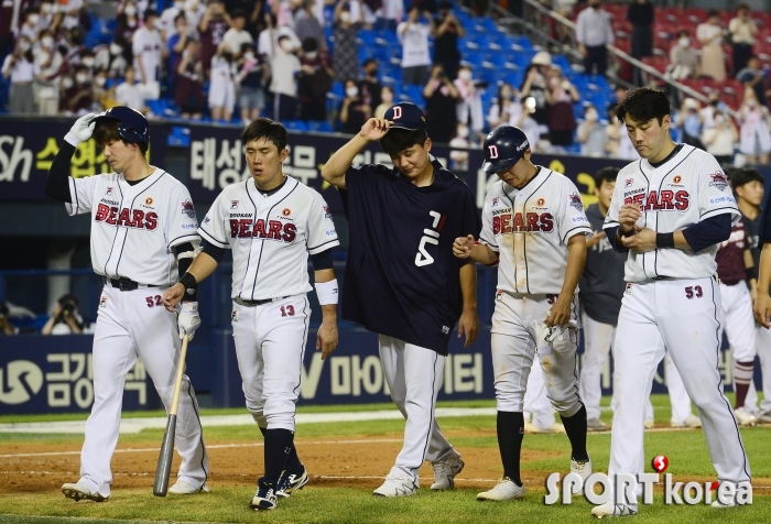 두산, 키움에 3-4 역전패 당하며 5연패