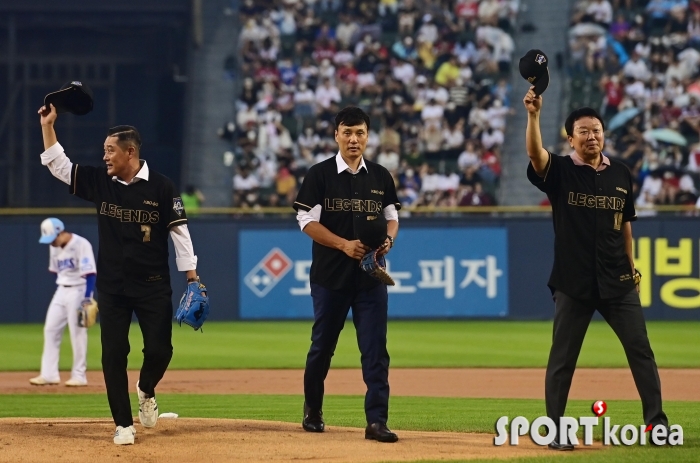 올스타전 시구 마친 레전드 3인