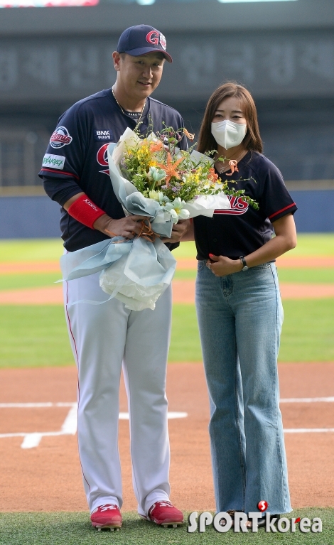 신혜정 씨 `그동안 수고했어요`