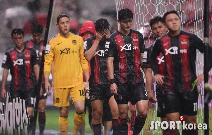 서울, 수원에 1-3으로 끔찍한 패배