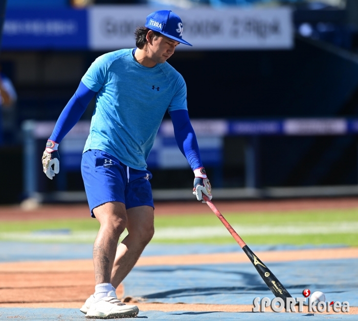 김상수 `바닥에 떨어진 볼도 다 친다`