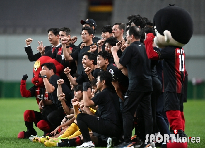 서울, 강원에 1-0 승리