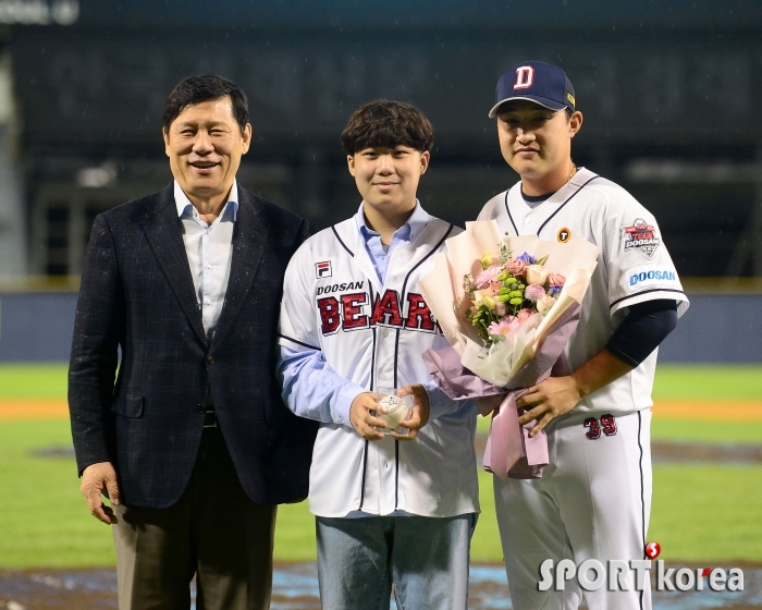 김인태, KBO 9월 Fan First 상