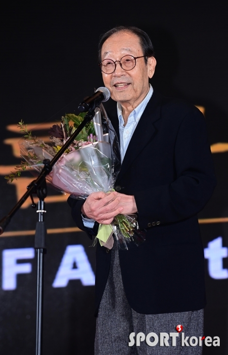 신구 `연극예술인 부문 수상했어요`