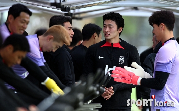 조규성, 동료들의 FA컵 우승 축하!