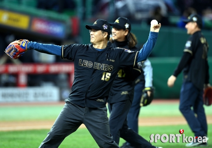 KBO 레전드 40인의 시구