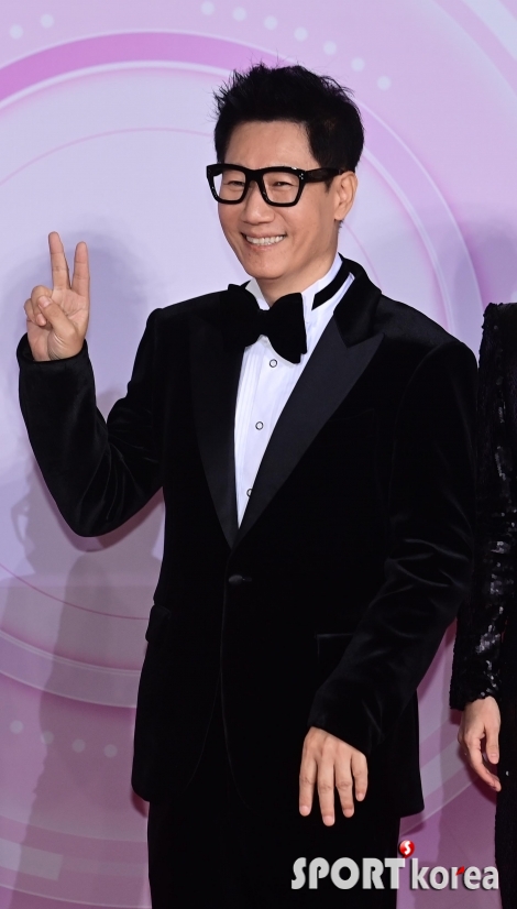 지석진, 왕코 형님의 브이