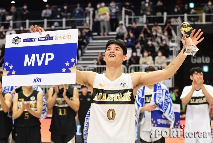 하윤기, 22-23 올스타전 MVP 나야!