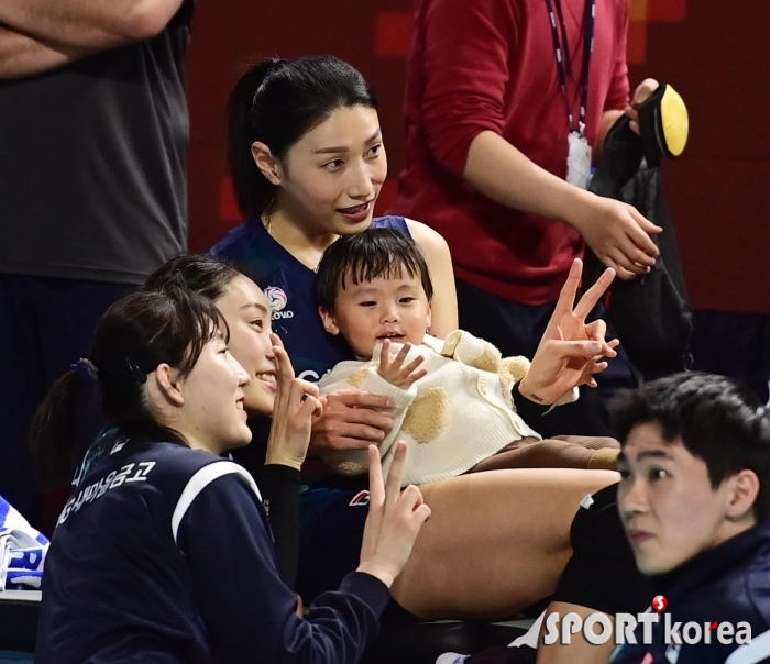 김연경, 애기 보기 만렙