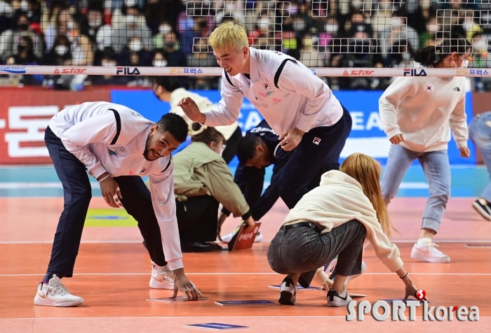 김지한-이크바이리, 팬들과 즐기는 이벤트