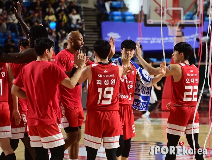 SK, KCC에 89-73 승리로 6강PO 1승