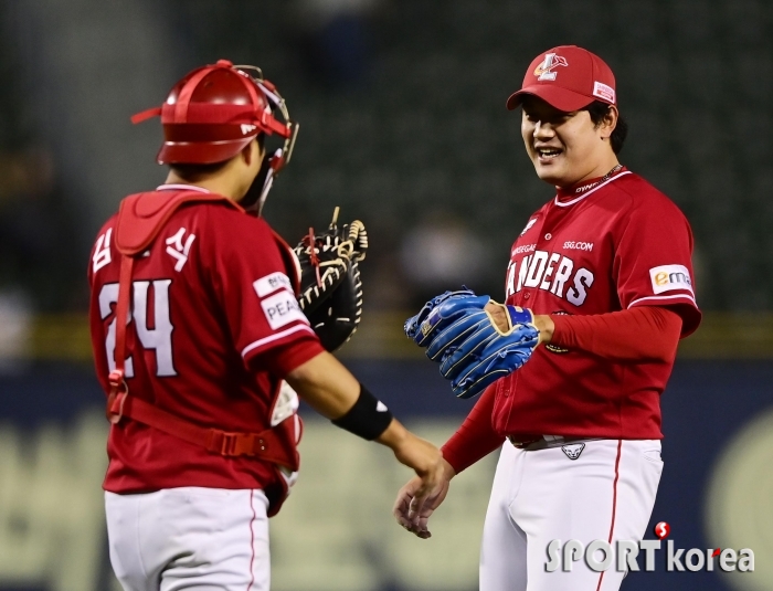 SSG, 5-3으로 LG 잡으며 선두 재탈환