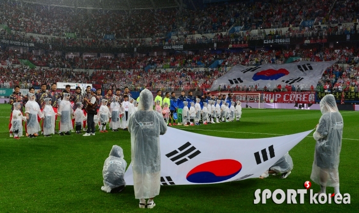 대전에서 펼쳐진 축구대표팀 평가전