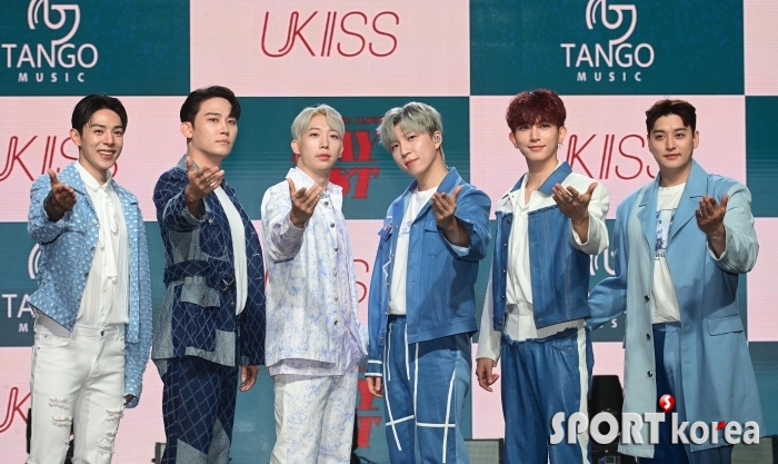 유키스, 데뷔 15주년 앨범 `플레이 리스트`