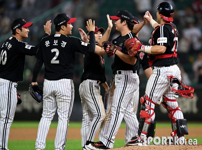 LG, SSG에 역전승하며 1위 수성!