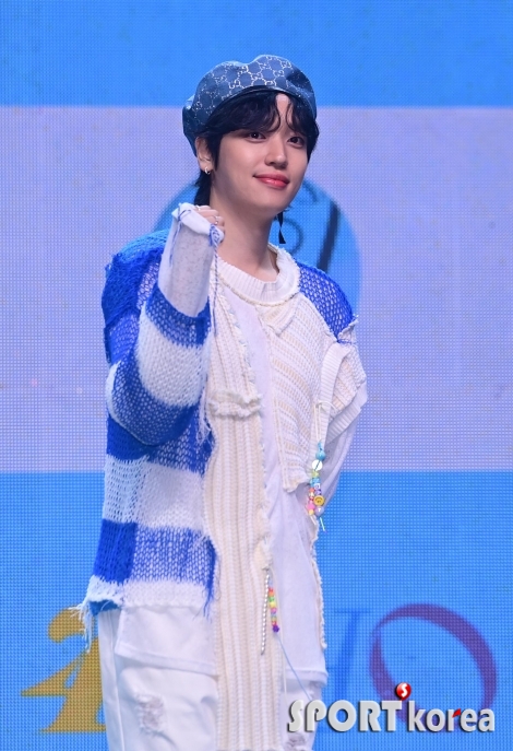 틴탑 니엘, 주먹 불끈!