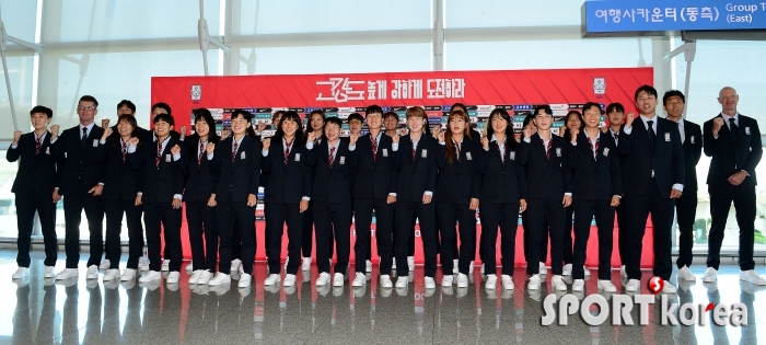 한국여자축구대표팀 `여자월드컵 좋은 성적 기대하세요~`